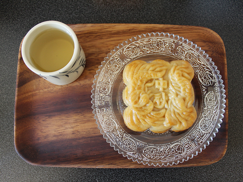 Recette De Gateaux De Lune Traditionnels Banh Nướng La Maison Du Vietnam