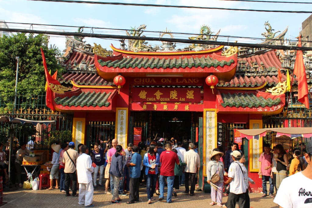 Nouvel an vietnamien Têt au temple